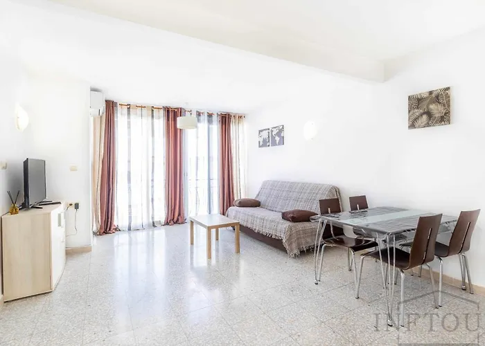 Inftour Paola III Apartamento